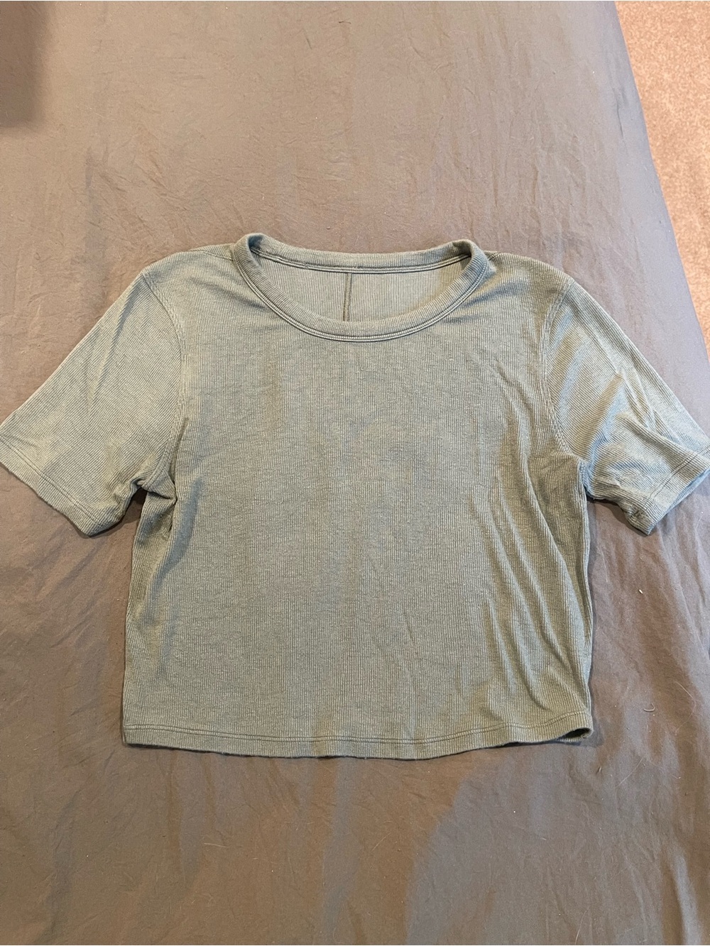 lululemon athletica Green Ribbed Cropped Tee